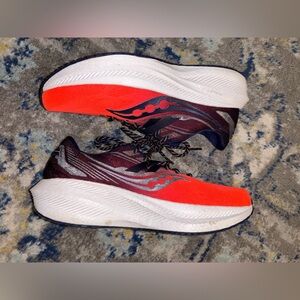 Saucony Triumph 20 Running Sneakers